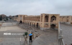 هوای اصفهان پاک است