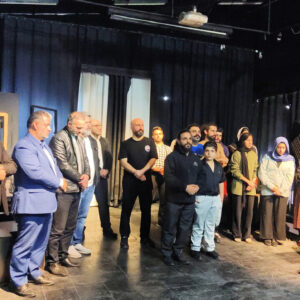 پایان اجرای نمایش «واحد ۲۲ چه خبره؟» در چالوس