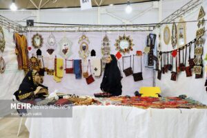 نمایشگاه یلدایی زاهدان