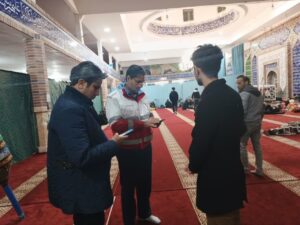 توقف ۱۰ دستگاه اتوبوس و اسکان ۳۰۰ مسافر در شهر ملک‌آباد