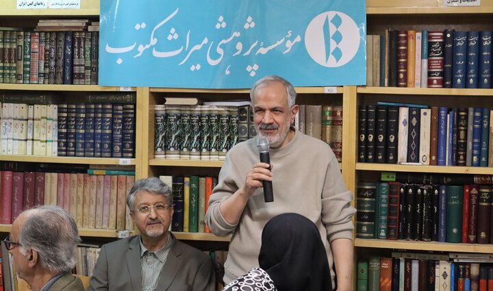 استاد و دانشمند زیاد پیدا میشود در دنیا، ولی فانی خیلی کم پیدا میشود