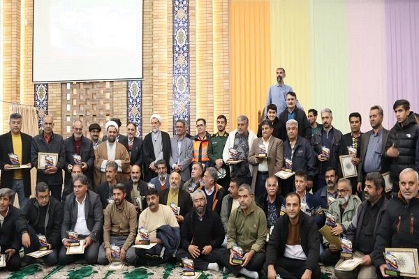 روایتی از ایثار و همبستگی در بیرجند؛از خدمت در قامت راننده سفیر آیه‌ها