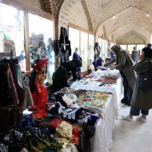 برپایی نمایشگاه و بازارچه صنایع دستی در سنندج ویژه شب یلدا