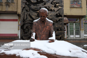 بارش برف پاییزی در اراک