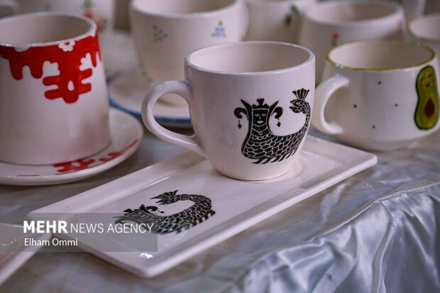 نمایشگاه و بازارچه صنایع‌دستی ویژه شب چله در سنندج