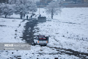 روز برفی مشهد با یک فوتی و ۳۲۰ عملیات آتش‌نشانی به ثبت رسید