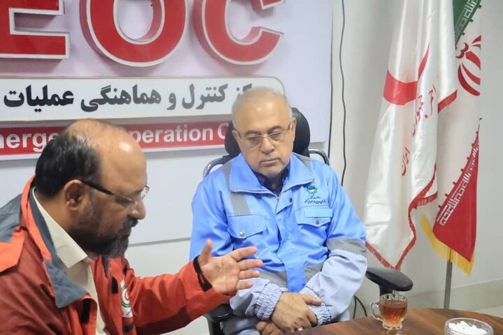 اسکان اضطراری ۴۰۰ نفر در روستای مهرگی سیریک در حال انجام است