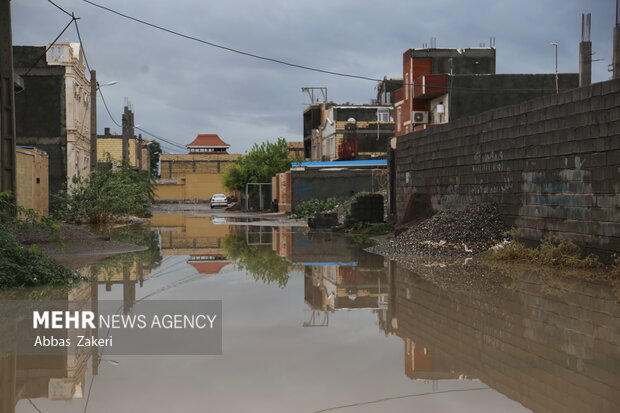 بارش شدید باران و آبگرفتگی خیابان ومعابر میناب