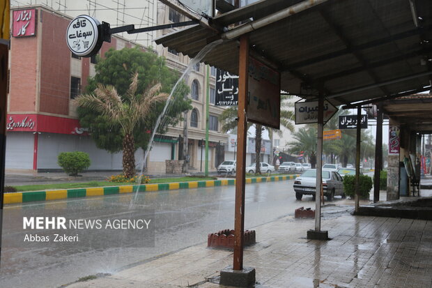 بارش شدید باران و آبگرفتگی خیابان ومعابر میناب