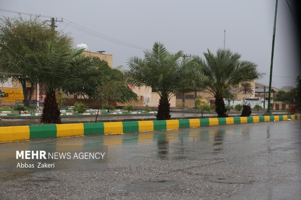 بارش شدید باران و آبگرفتگی خیابان ومعابر میناب