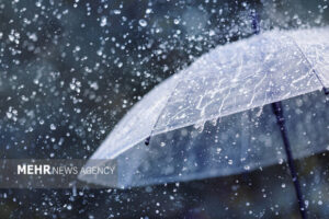 بارش باران پاییزی در ایرانشهر و خوشحالی مردم