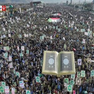 راهپیمایی مردم یمن در حمایت از غزه و محکومیت هتک حرمت قرآن کریم+فیلم