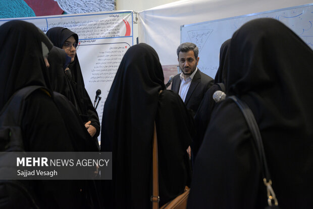 رویداد جنگ روایت ها در همدان