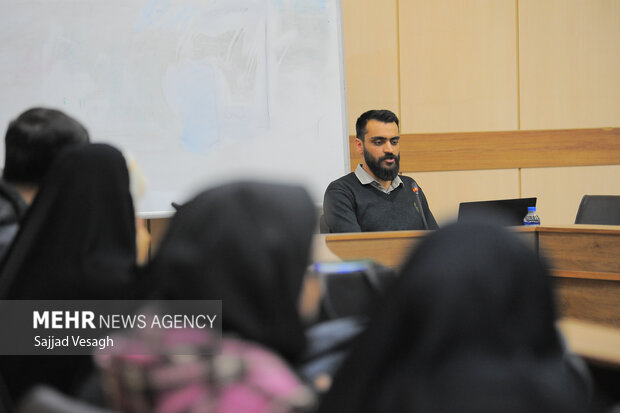 رویداد جنگ روایت ها در همدان