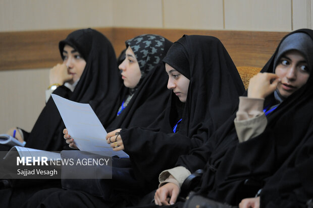 رویداد جنگ روایت ها در همدان