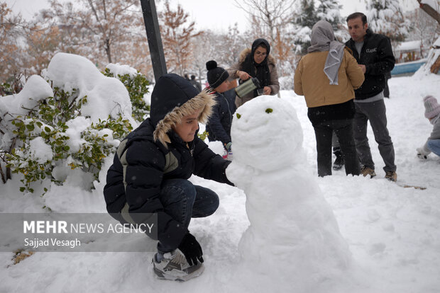 جشن آدم برفی در همدان