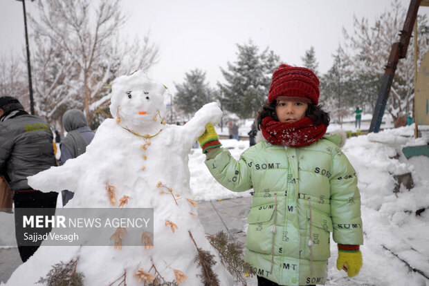 جشن آدم برفی در همدان