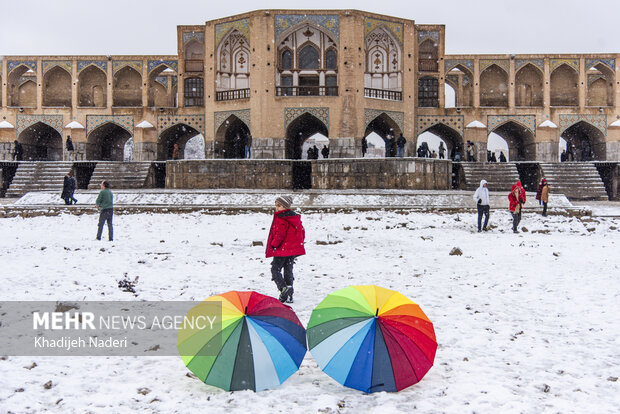 نخستین برف زمستانی در نصف جهان