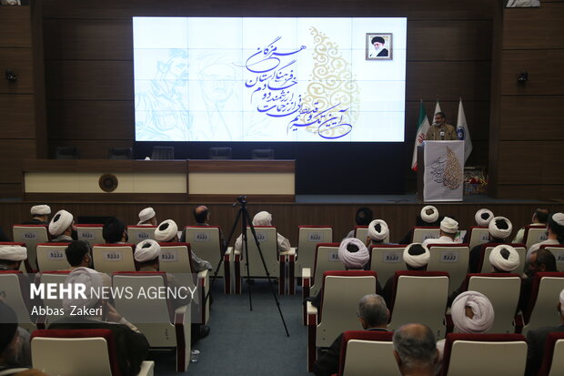 آئین تکریم و معارفه مدیرکل تبلیغات اسلامی هرمزگان