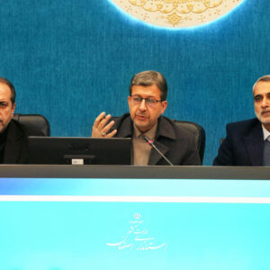 استاندار اصفهان: برنامه توسعه شرق اصفهان از حالت کتابخانه‌ای خارج شود