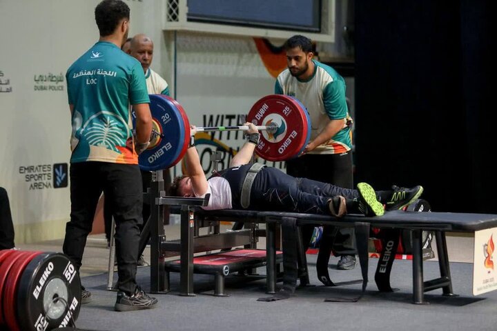 تنها یک مدال کشوری داشتم که به اردوی تیم ملی دعوت شدم