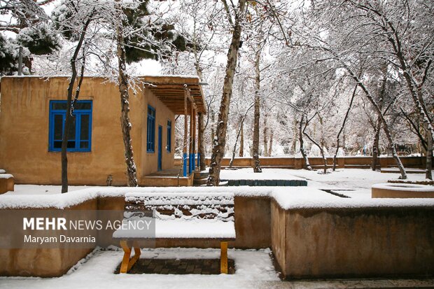 بارش برف در آخرین روز پاییز در بجنورد