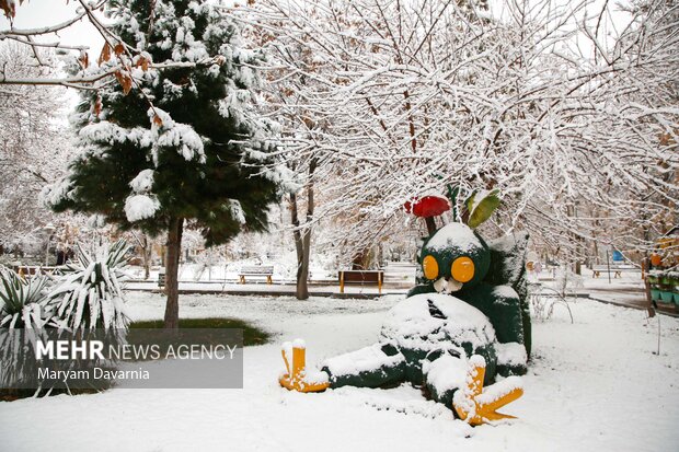 بارش برف در آخرین روز پاییز در بجنورد