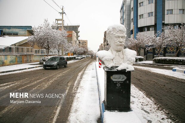 بارش برف در آخرین روز پاییز در بجنورد