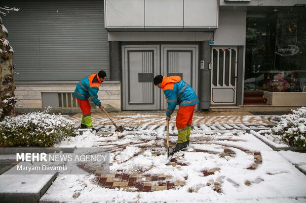 بارش برف در آخرین روز پاییز در بجنورد