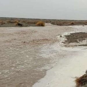 طغیان رودخانه گوربند میناب در پی بارش شدید باران