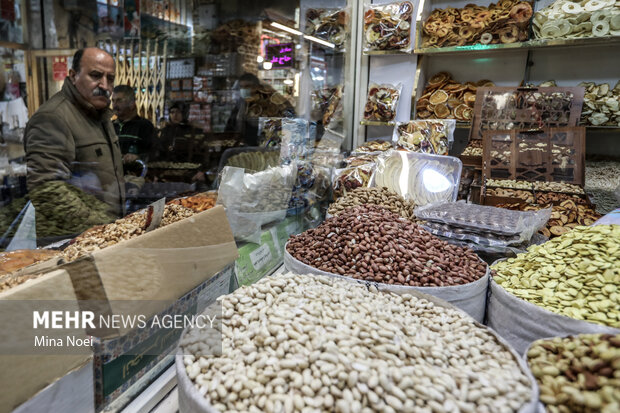 شب بلند، سفره کوتاه