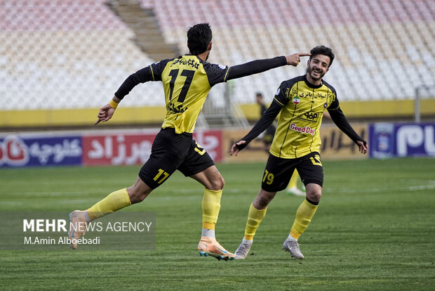 جام حذفی فوتبال ایران ؛ سپاهان اصفهان و خیبر خرم آباد