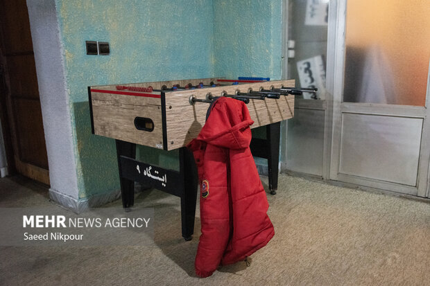 شب یلدا در ایستگاه‌های آتش‌نشانی رشت