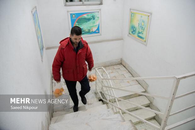 شب یلدا در ایستگاه‌های آتش‌نشانی رشت