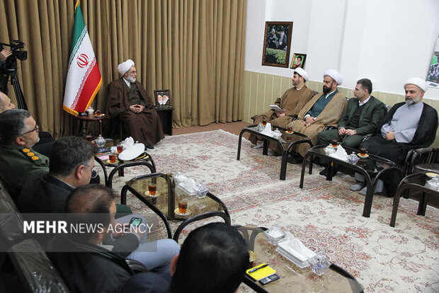 اشجری: مردم رشت در ۸ دی ۸۸ حماسه‌ای ماندگار خلق کردند