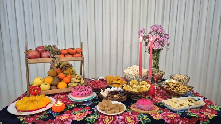 اسب افسارگسیخته گرانی در بازار یلدای خراسان شمالی تاخت