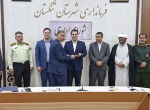 معاون فرماندار تنگستان و بخشداران مرکزی و دلوار معرفی شدند