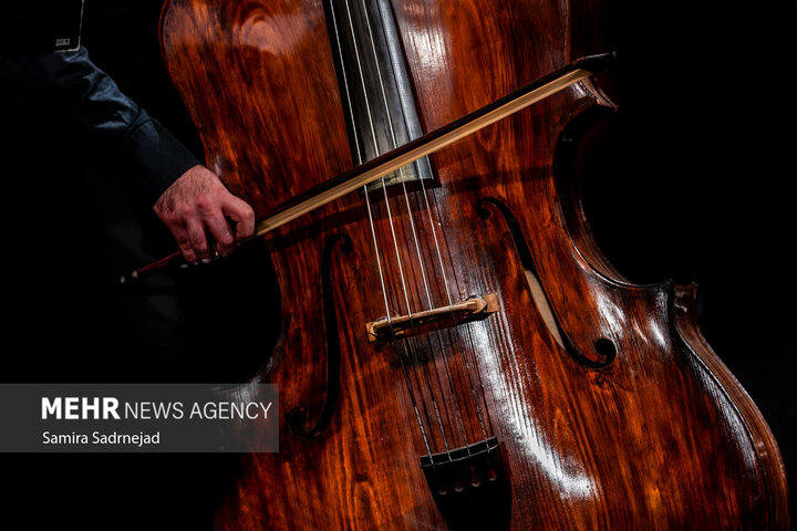 «موزیک تِک» به ایستگاه سوم رسید؛ تماشای نمای بسته نوازندگان ارکستر