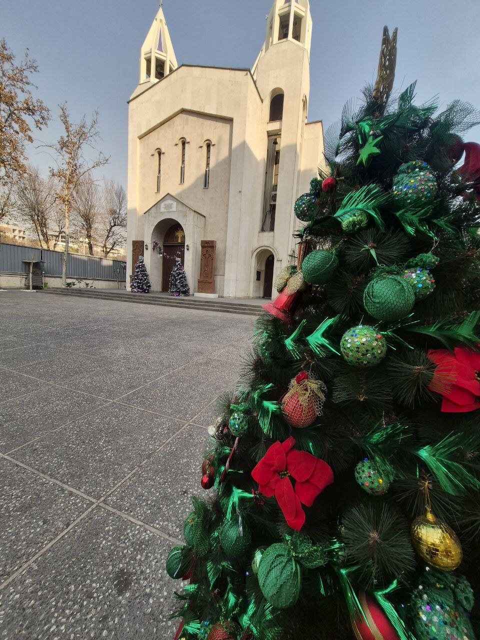 میلادی فراتر از مرزها؛ میراث مشترک در قاب یک مکث کوتاه