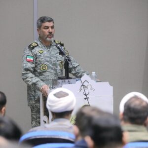 تولید علم و دانش، موجب تولید و افزایش قدرت می‌شود