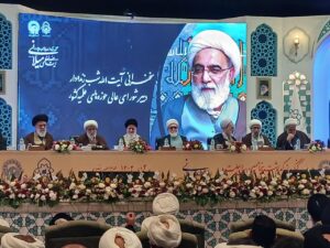 شب زنده دار: احیای حوزه علمیه مشهد مرهون مجاهدت آیت‌الله میلانی است