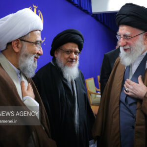 دیدار اعضای ستاد برگزاری کنگره آیت‌ الله میلانی با رهبر معظم انقلاب