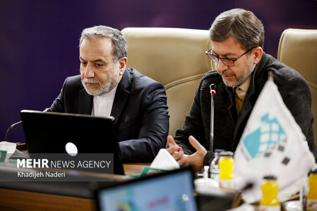 سفر یک روزه سید عباس عراقچی، وزیر امور خارجه ایران به اصفهان