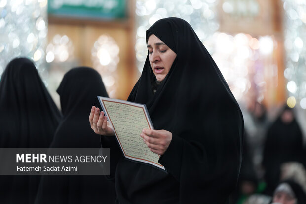 حال و هوای حرم بانوی کرامت در شب لیله الرغایب