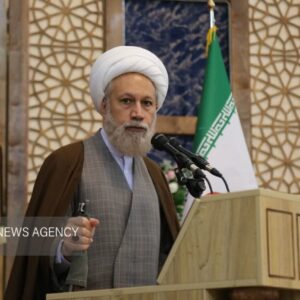 آیت الله دژکام: مسئولان باید پاسخگوی مردم در برابر تورم و گرانی باشند