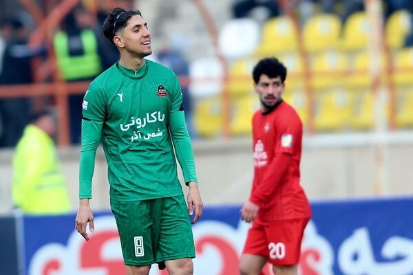 مربی تراکتور: شمس آذر به دنبال وقت کشی بود