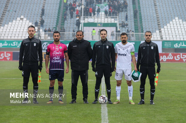 دیدار تیم های فوتبال آلومینیوم - ملوان