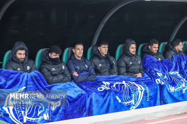 دیدار تیم های فوتبال آلومینیوم - ملوان