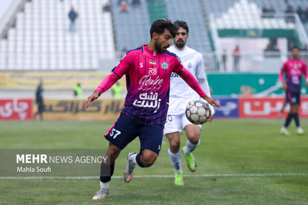 دیدار تیم های فوتبال آلومینیوم - ملوان