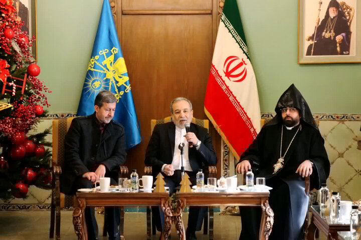 وزیر امور خارجه:همزیستی ارامنه و مسلمانان درایران الگویی مثال‌زدنی است